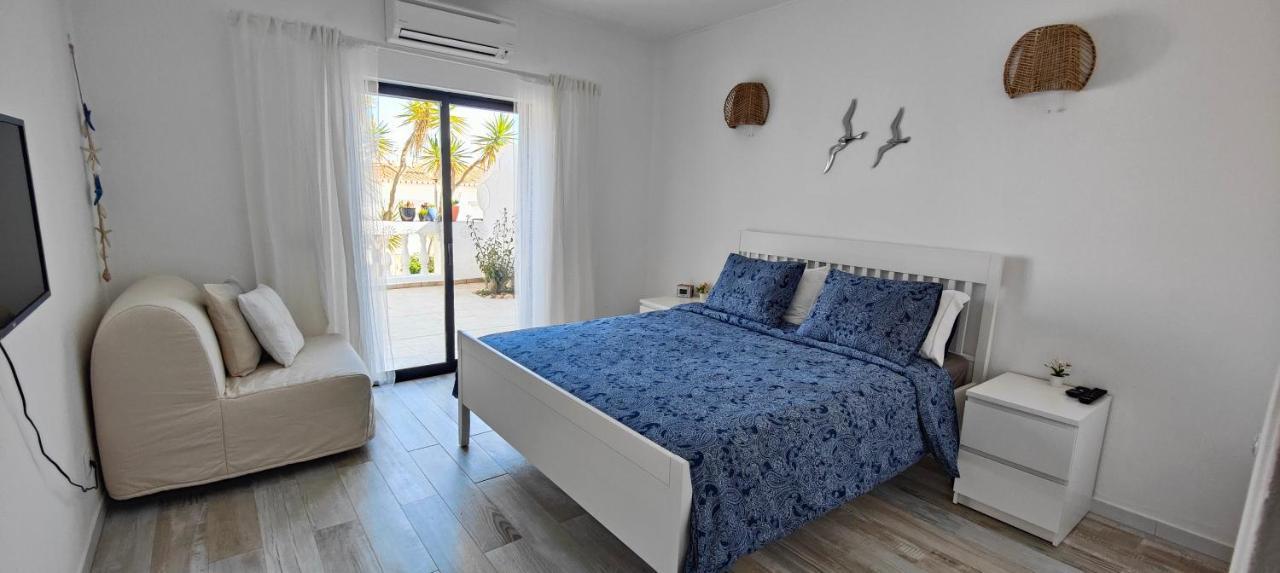 The Swallow'S Rest Beach House - Meia Praia Lagos Luaran gambar