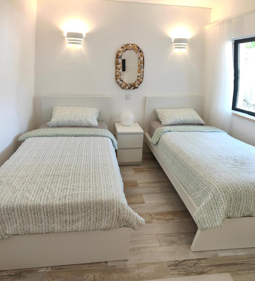 The Swallow'S Rest Beach House - Meia Praia Lagos Luaran gambar